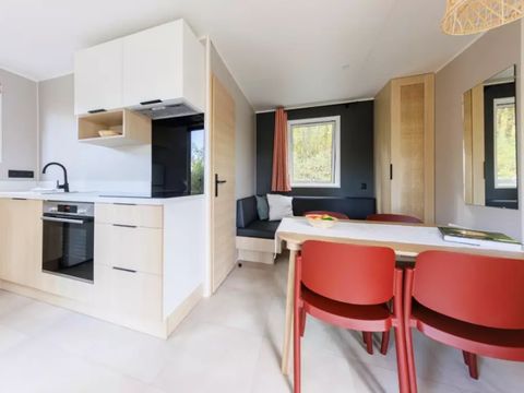 MOBILHOME 4 personnes - Cottage Premium 3 Pièces 4 Personnes + TV