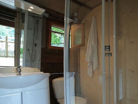 Tente en toile et en bois 6 personnes - Paillote sur pilotis
