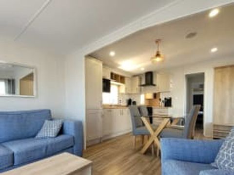 CHALET 4 personnes - Chalet Grand 2 chambres avec terrasse