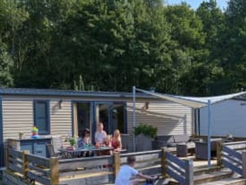 MOBILHOME 6 personnes - Elegance 3 chambres (6pers) avec terrasse