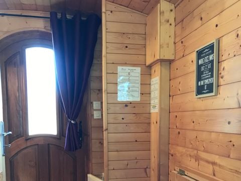 HÉBERGEMENT INSOLITE 2 personnes - Roulotte Ty Roulette