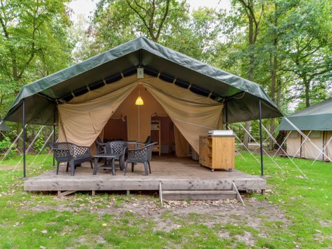 TENTE TOILE ET BOIS 6 personnes - Parc de vacances Herperduin - Tente Safari 6 personnes