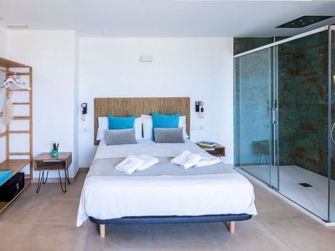 APPARTEMENT 3 personnes - A2 APART. 2/4 OCCUPANCY 3 PAX