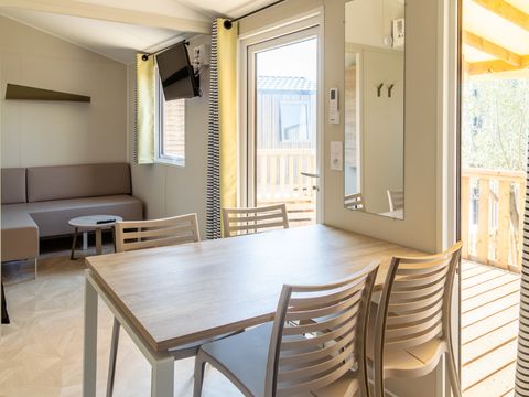 MOBILHOME 10 personnes - TRIBU - 1 mobile-home 6 pers + 1 mobile-home 4 pers