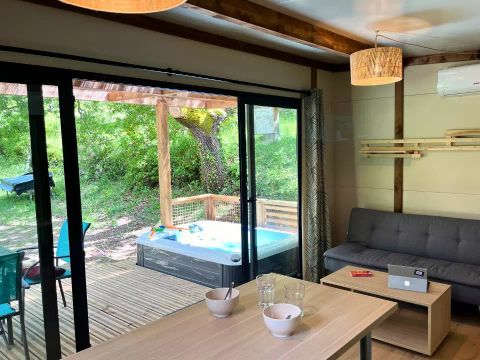 MOBILHOME 5 personnes - Cottage Pantaïa 3 Pièces 5 Personnes Climatisé + TV + Jacuzzi