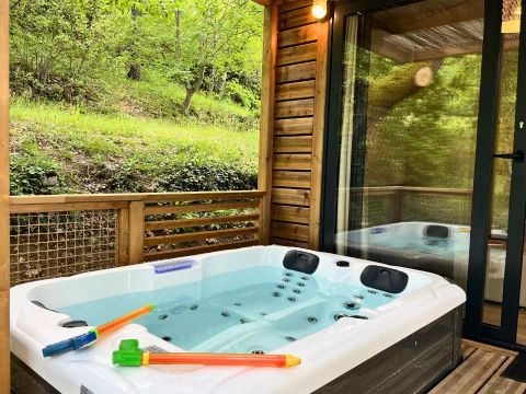 MOBILHOME 5 personnes - Cottage Pantaïa 3 Pièces 5 Personnes Climatisé + TV + Jacuzzi