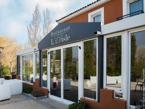 SOWELL - Domaine de la petite Isle - Luberon - Camping Vaucluse