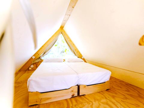 Tente en toile et en bois 4 personnes - Hanna 4 pers