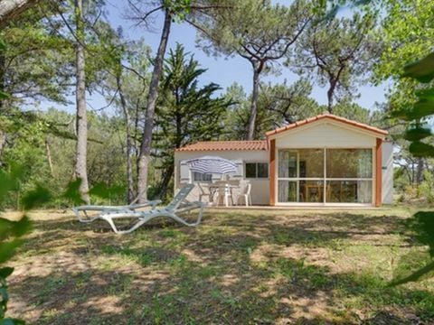 GÎTE 4 personnes - 2 chambres 
