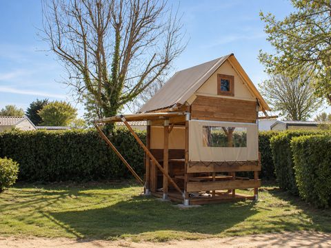 Tente en toile et en bois 2 personnes - Tente Bivouac - Sans sanitaire