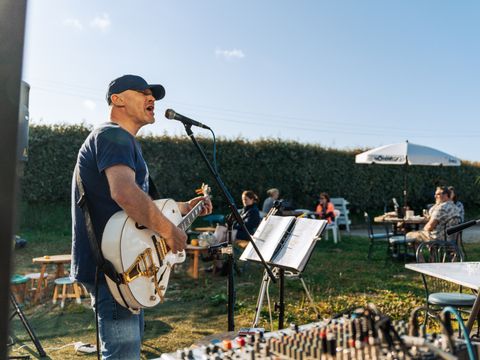 Camping Sunêlia la Baie de Saint Pol - Camping Finistère