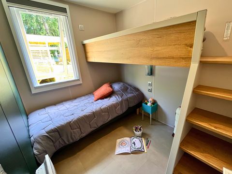 MOBILHOME 6 personnes - Prestige Plus 3 chambres - 2 salles de bain 40m² - Côté Jardin