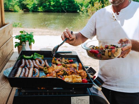 MOBILHOME 6 personnes - Prestige Plus 3 chambres - 2 salles de bain 40m² - Côté Jardin