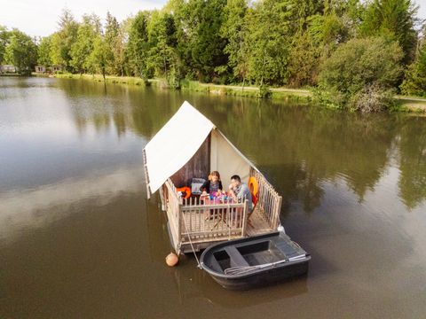 Hébergement 2 personnes - Insolite Flotente