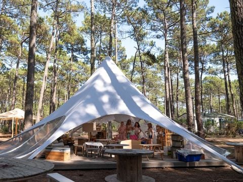  Camping Le Tedey - Camping Gironde