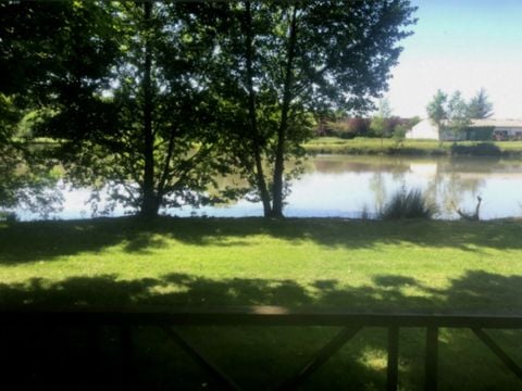 MOBILHOME 4 personnes - pour 4 au bord du lac