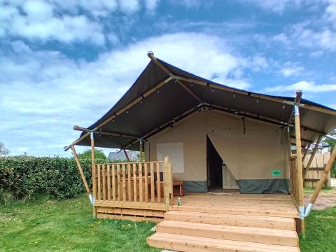 Tente en toile et en bois 4 personnes - Woody 25 Confort Safari Lodge Tente Salle de bain - 2 chambres