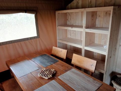 Tente en toile et en bois 4 personnes - Woody 25 Confort Safari Lodge Tente Salle de bain - 2 chambres