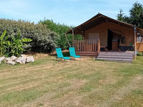 Tente en toile et en bois 4 personnes - Woody 25 Confort Safari Lodge Tente Salle de bain - 2 chambres