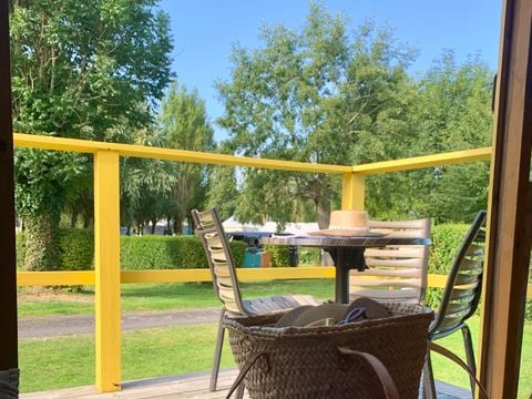 HÉBERGEMENT INSOLITE 3 personnes - Les roulottes du lac Terre d'Auge