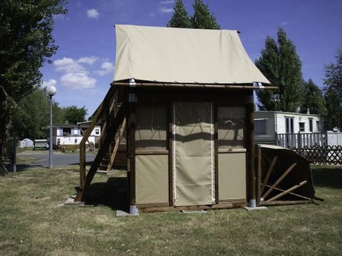 Tente en toile et en bois 2 personnes - Tente bivouac (cyclistes uniquement)