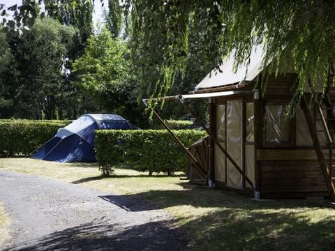Tente en toile et en bois 2 personnes - Tente bivouac (cyclistes uniquement)