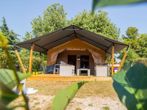 Tente en toile et en bois 5 personnes - Baska - Tente Safari Confort + climatisation