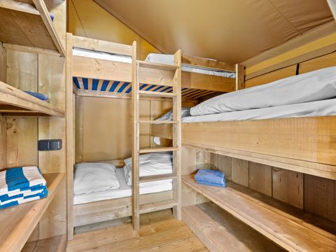 Tente en toile et en bois 5 personnes - Baska - Tente Safari Confort + climatisation