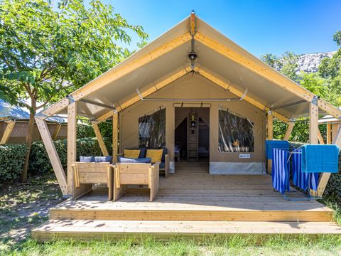 Tente en toile et en bois 5 personnes - Baska - Tente Safari Confort + climatisation