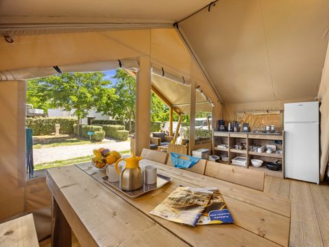 Tente en toile et en bois 5 personnes - Baska - Tente Safari Confort + climatisation