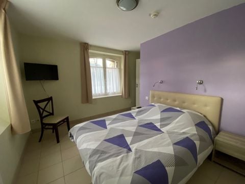 APPARTEMENT 6 personnes - CASTEL APPARTEMENT 4/6 pers 2 sdb RDC