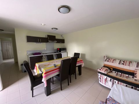 APPARTEMENT 4 personnes - CASTEL APPARTEMENT 4/5 pers PMR