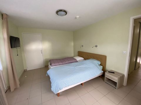 APPARTEMENT 4 personnes - CASTEL APPARTEMENT 4/5 pers PMR