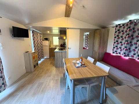 Mobilhome 4 personnes - Confort - 3 Pièces - TV