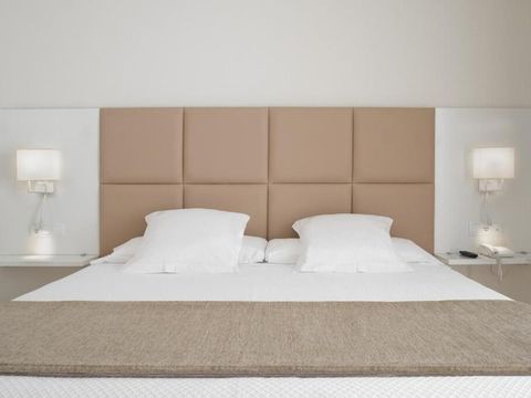 CHAMBRE 2 personnes -  CHAMBRE DOUBLE - BALCON