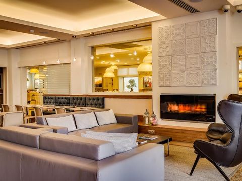 Pierre & Vacances Hotel Pirineos Figueres - Camping Gérone - Image N°12