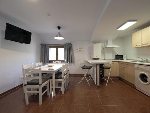 Morillo de Tou - Pueblo Recuperado - Centro de Vacaciones - Camping Huesca - Image N°11