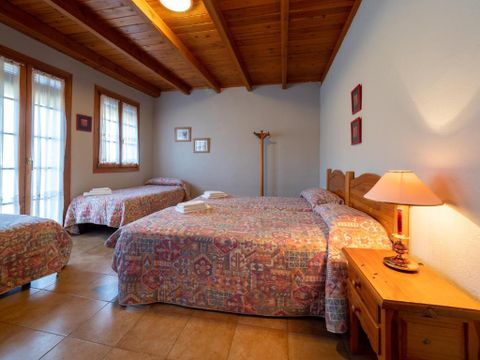 Morillo de Tou - Pueblo Recuperado - Centro de Vacaciones - Camping Huesca - Image N°16