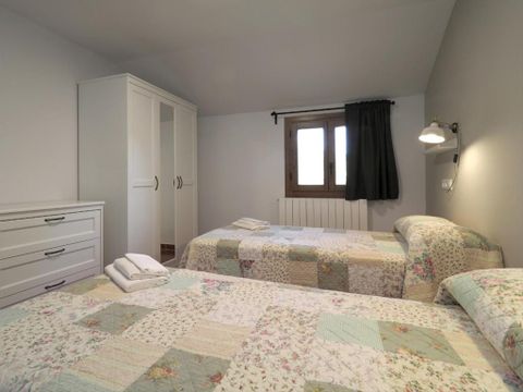 Morillo de Tou - Pueblo Recuperado - Centro de Vacaciones - Camping Huesca - Image N°13