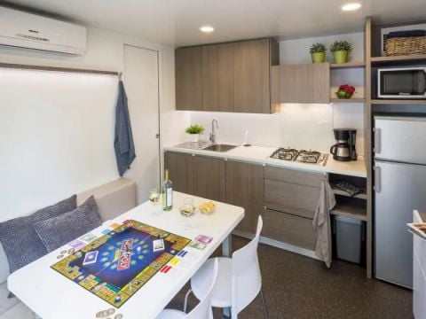 MOBILHOME 6 personnes - Premium Lounge Compact avec 3 chambres