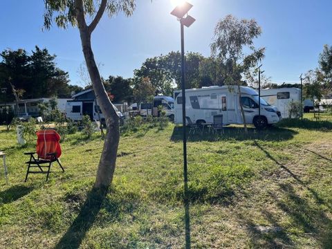 Emplacement - Camping Car