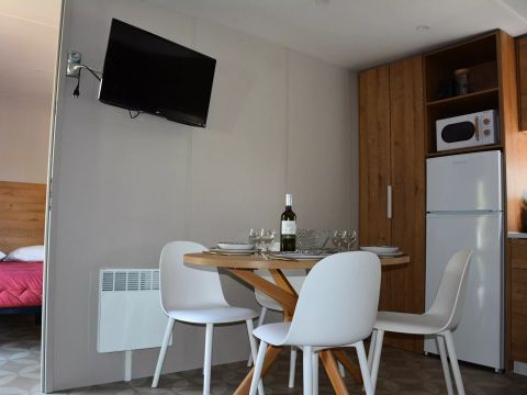 MOBILHOME 4 personnes - Althéa 3 Pièces 4 Personnes Climatisé + TV 2sdb