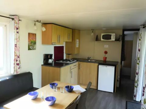 MOBILHOME 4 personnes - Alizé 3 Pièces 4 Personnes Climatisé + TV 2sdb