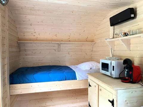 HÉBERGEMENT INSOLITE 2 personnes - Cabane Hobbit 2 Personnes Sans Sanitaire Climatisée