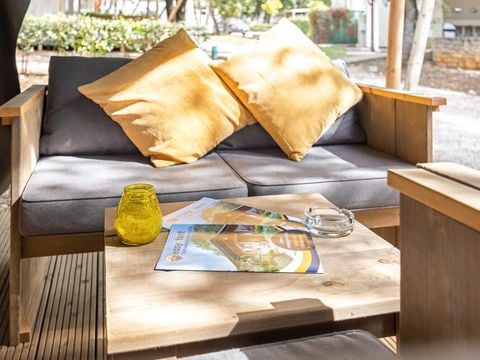 Tente en toile et en bois 5 personnes - Naturist Solaris - Tente Safari Confort