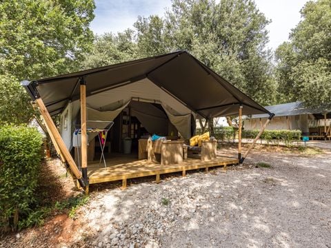 Tente en toile et en bois 5 personnes - Naturist Solaris - Tente Safari Confort