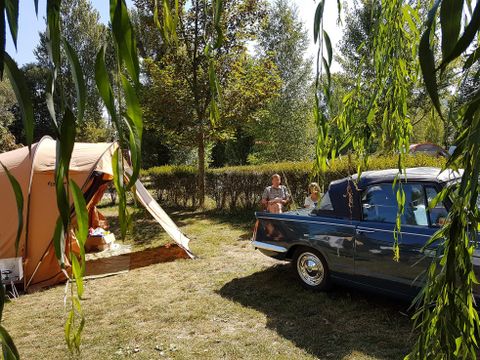 Emplacement - Emplacement Nature (tente, caravane ou camping-car - superficie moyenne 100m²)