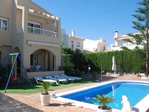VILLA 6 personnes - Villa Standard 6/8 personnes (env. 80 et 95 m²) - <em>De plain-pied ou sur 2 étages</em>