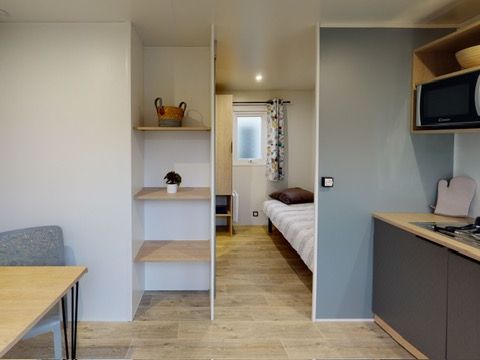 STUDIO 2 personnes - Studio Duo - 1 chambre + TV