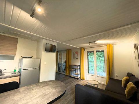 CHALET 4 personnes - Détente 2Ch. 4 / 6 pers (2 personnes supplémentaires possible contacter le camping)